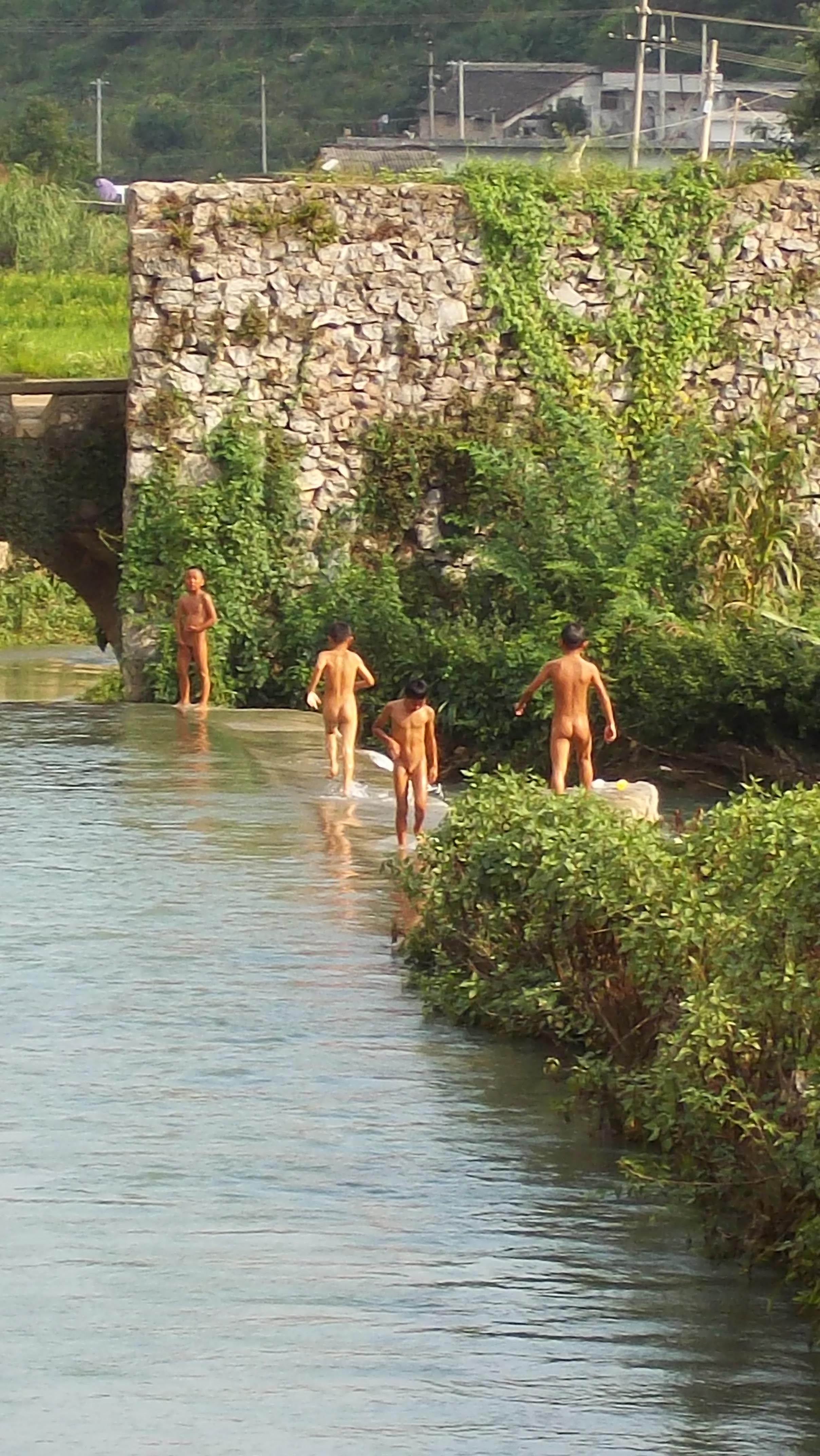 -3ͯӾľҸ԰С2013921644(2416x4288).jpg