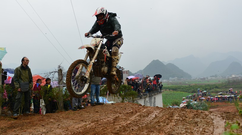 QQͼƬ20131215231744.jpg