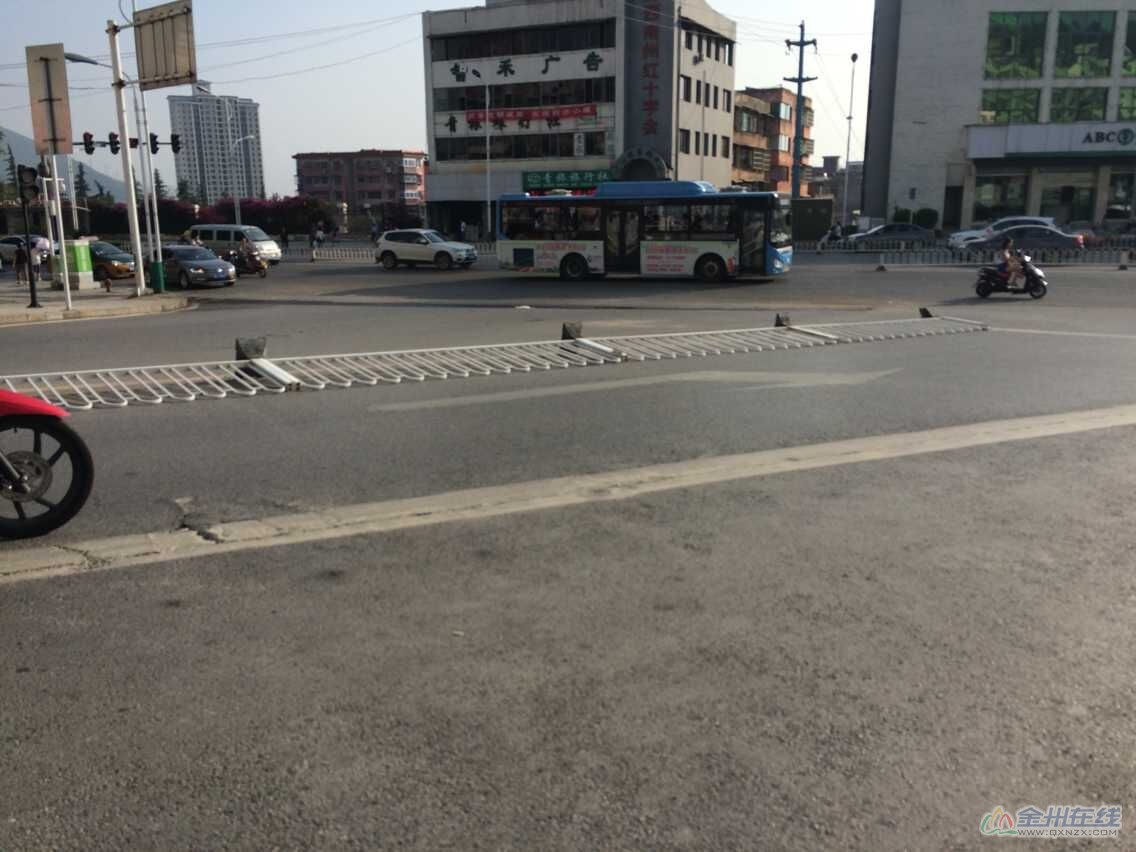 02.jpg