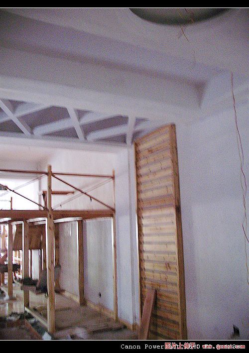 Ƭ 011.jpg