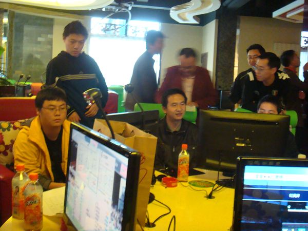 02.jpg