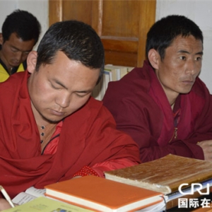 【砥礪奮進的五年·人權篇】雪域高原藏醫藥學校為藏區貧困青年放飛希望